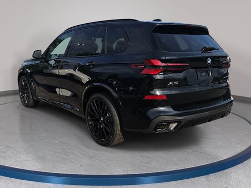 Certified 2026 BMW X5 sDrive40i w/ M Sport Package RWD image 7