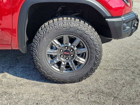 New 2026 GMC Sierra 1500 AT4X image 3