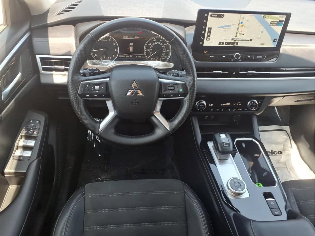 Used 2025 Mitsubishi Outlander SE AWD/4WD image 9