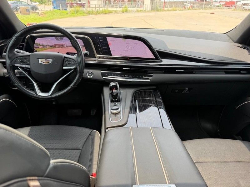 Used 2021 Cadillac Escalade Sport w/ Driver Assist Tech Package AWD/4WD image 12