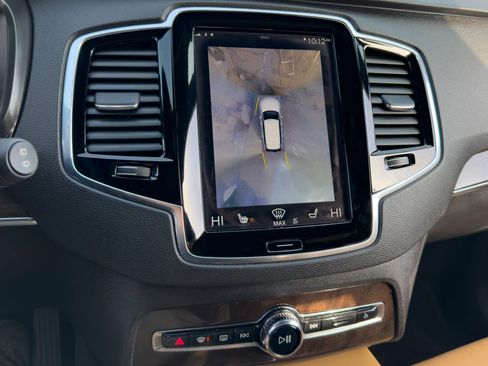 Used 2017 Volvo XC90 T6 Momentum w/ Vision Package image 28