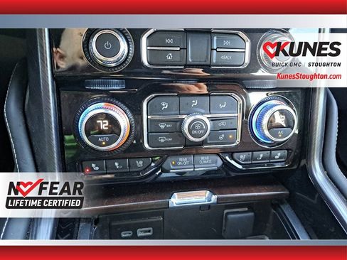 Used 2023 GMC Yukon Denali Ultimate w/ LPO, Floor Liner Package image 31