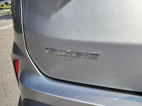 Used 2020 Ford Edge SEL w/ Convenience Package AWD/4WD image 27