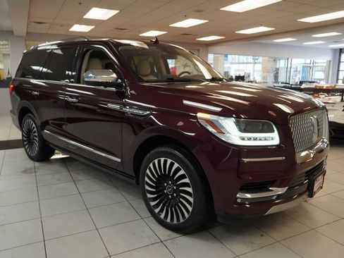 Used 2018 Lincoln Navigator Black Label image 21