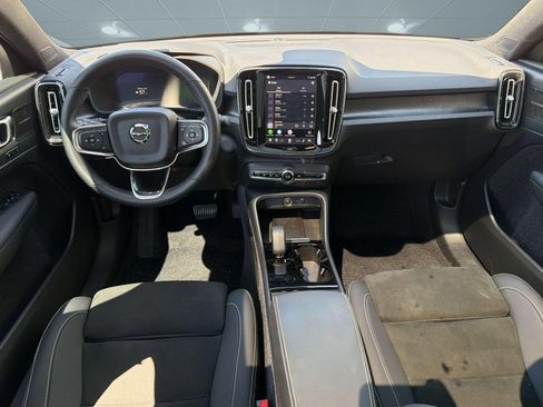 Certified 2023 Volvo C40 P8 Recharge Ultimate AWD/4WD image 15