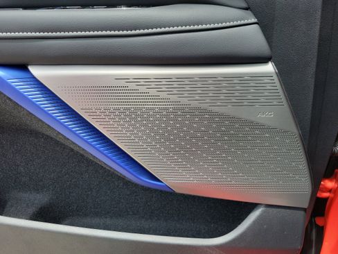 New 2026 Cadillac Optiq V AWD/4WD image 18
