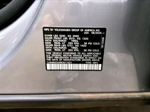 Used 2024 Volkswagen Atlas SE AWD/4WD image 34