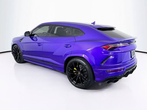 Used 2020 Lamborghini Urus AWD/4WD image 3