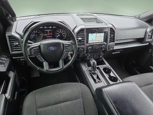 Used 2018 Ford F150 XLT w/ Equipment Group 302A Luxury image 11