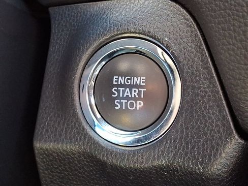 Used 2025 Toyota RAV4 XLE w/ Convenience Package AWD/4WD image 28