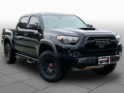 Used 2019 Toyota Tacoma TRD Pro AWD/4WD image 3