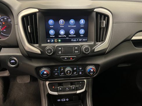 Used 2024 GMC Terrain SLT image 37