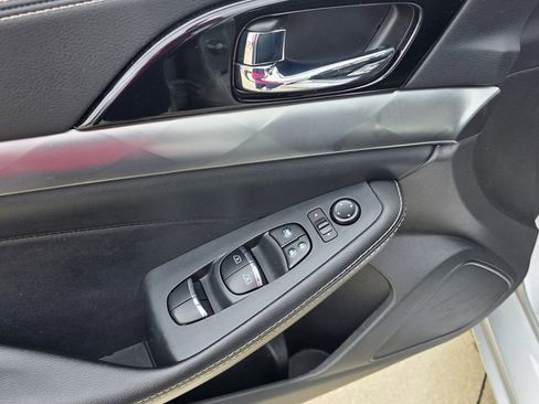 Used 2023 Nissan Maxima SV w/ Floor Mat Group image 25