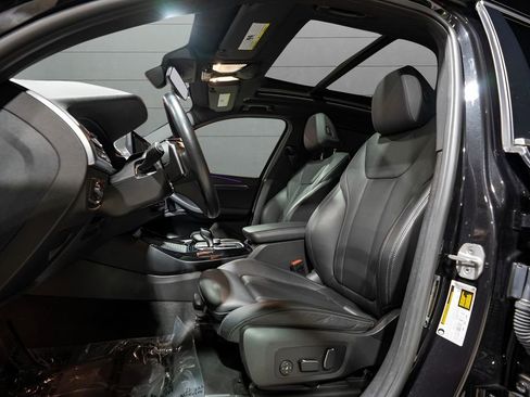 Used 2024 BMW X3 sDrive30i image 2