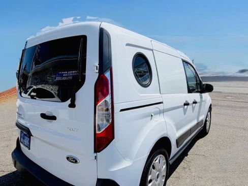 Used 2016 Ford Transit Connect XLT FWD image 12