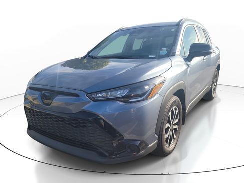 Used 2025 Toyota Corolla Cross AWD Hybrid image 3