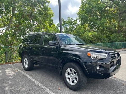 Used 2024 Toyota 4Runner SR5 RWD image 3