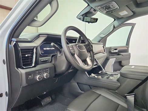 New 2026 GMC Sierra 2500 Denali w/ Denali Reserve Package image 18