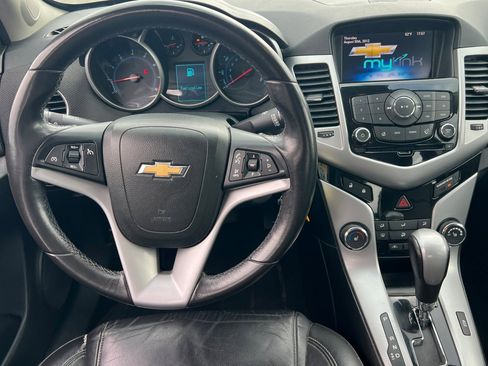 Used 2013 Chevrolet Cruze LT image 11