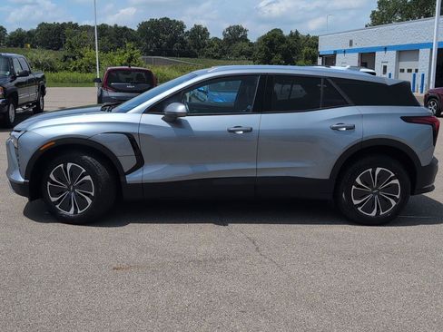 Used 2024 Chevrolet Blazer EV LT AWD/4WD image 2