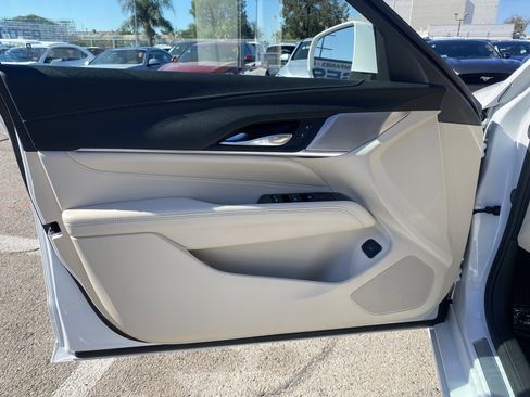 Used 2020 Cadillac CT4 Luxury w/ Sun And Sound Package image 15