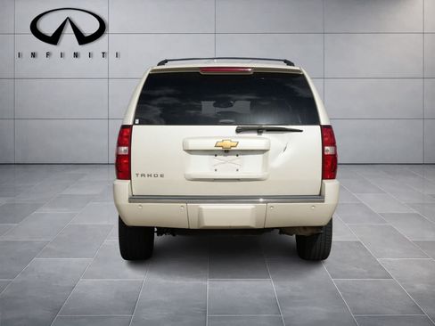 Used 2014 Chevrolet Tahoe LTZ RWD image 5