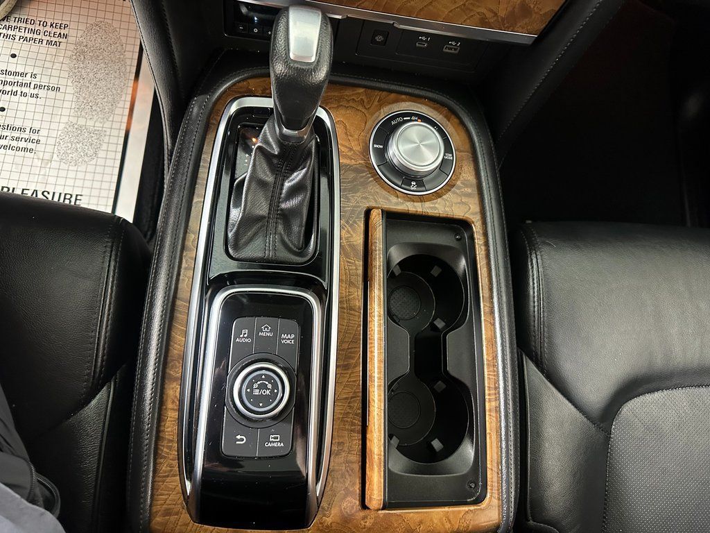 Used 2024 Nissan Armada SL AWD/4WD image 30