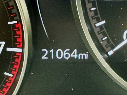 Used 2025 MAZDA MAZDA3 s image 19