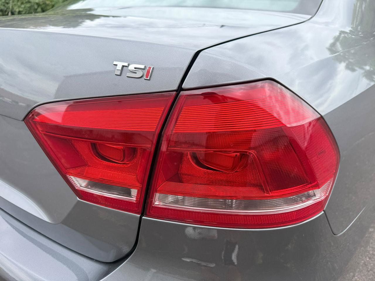 Used 2015 Volkswagen Passat 1.8T Wolfsburg Edition FWD image 13