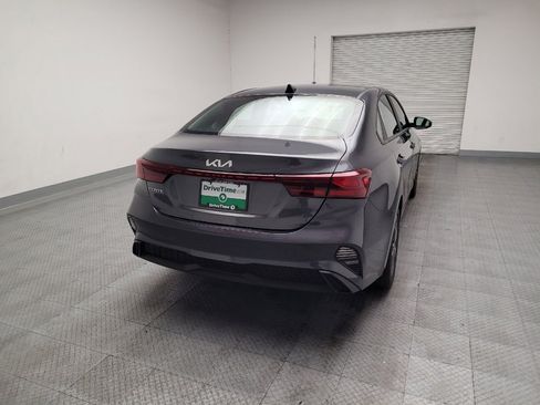 Used 2024 Kia Forte LXS FWD image 7