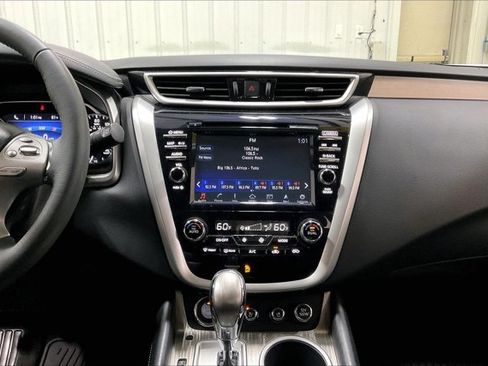 Used 2015 Nissan Murano Platinum w/ Platinum Technology Package AWD/4WD image 6