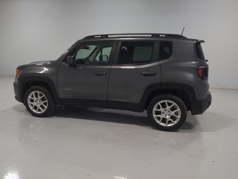 Used 2020 Jeep Renegade Latitude AWD/4WD image 3