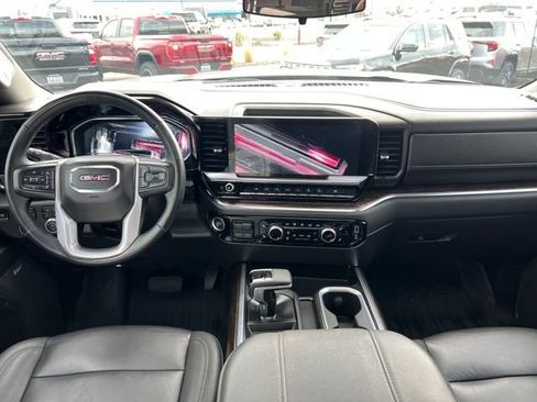 Used 2024 GMC Sierra 1500 Elevation w/ Elevation Premium Package image 8