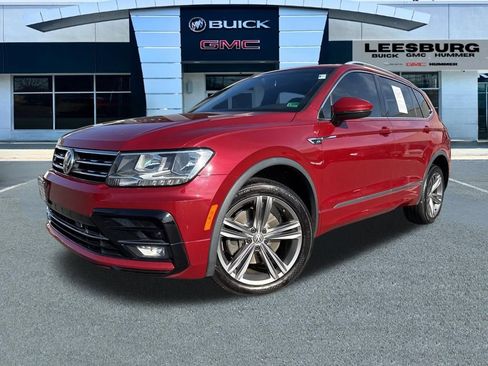 Used 2018 Volkswagen Tiguan SEL image 3