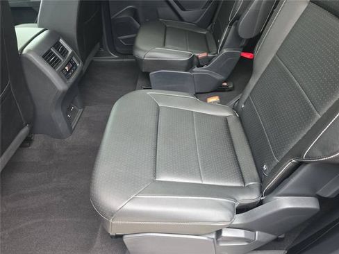 Used 2023 Volkswagen Atlas SE w/ Panoramic Sunroof Package FWD image 15