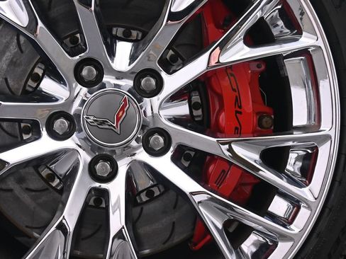 Used 2016 Chevrolet Corvette Z06 w/ 2LZ Preferred Equipment Group RWD image 37