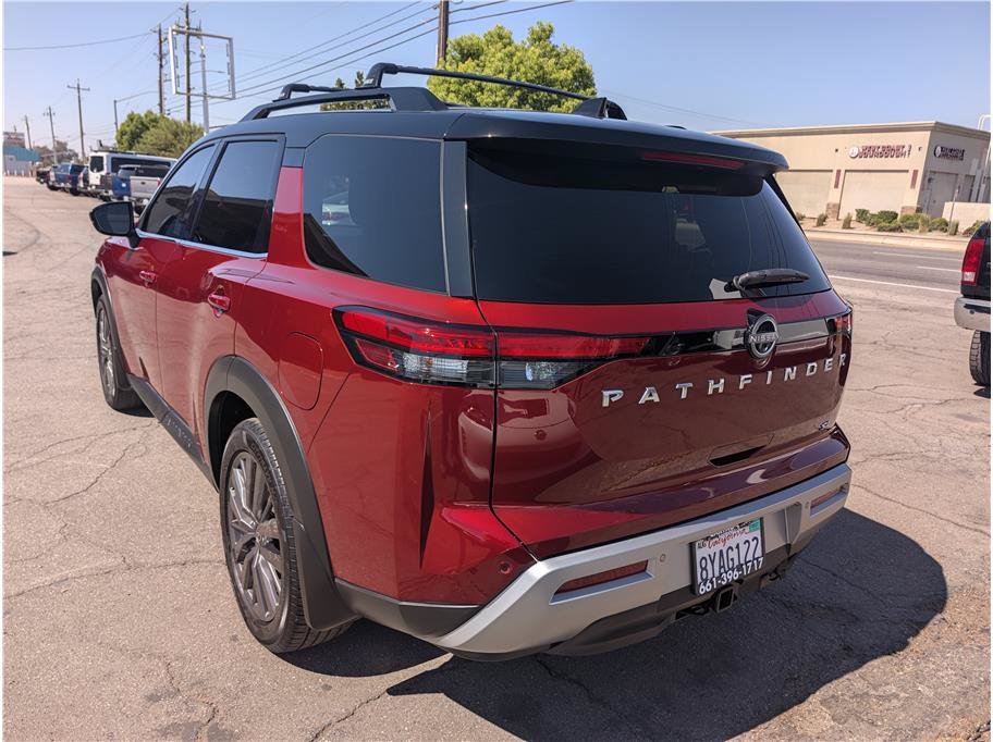 Used 2022 Nissan Pathfinder SL w/ SL Premium Package FWD image 17