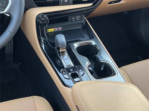 Used 2025 Lexus NX 350h AWD w/ Accessory Package (2T) image 14