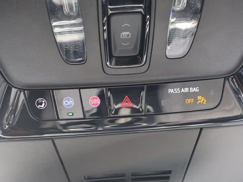 Used 2025 Cadillac Lyriq Luxury RWD image 62