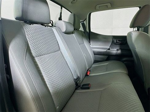 Used 2022 Toyota Tacoma SR image 23
