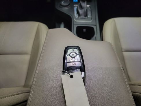 Used 2022 Ford Ranger Lariat w/ Equipment Group 501A High image 43