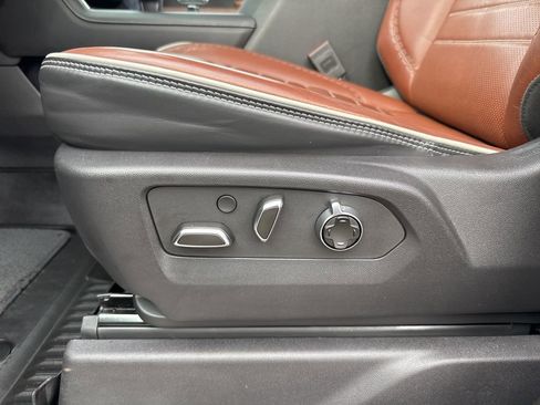 Used 2024 GMC Sierra 1500 Denali Ultimate image 17