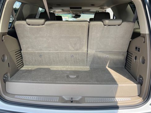 Used 2016 Chevrolet Tahoe LT RWD image 11