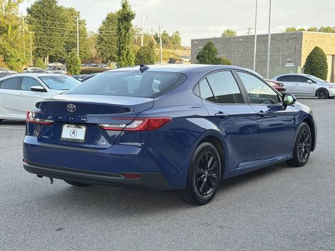 Used 2025 Toyota Camry LE FWD image 3