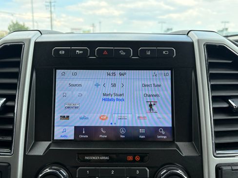 Used 2020 Ford F350 Lariat w/ Tremor Off-Road Package AWD/4WD image 27