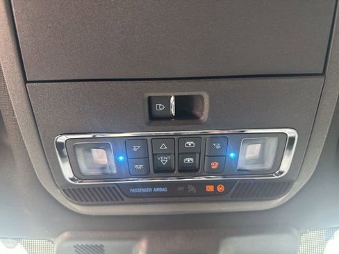 Used 2025 Ford F250 Platinum image 53