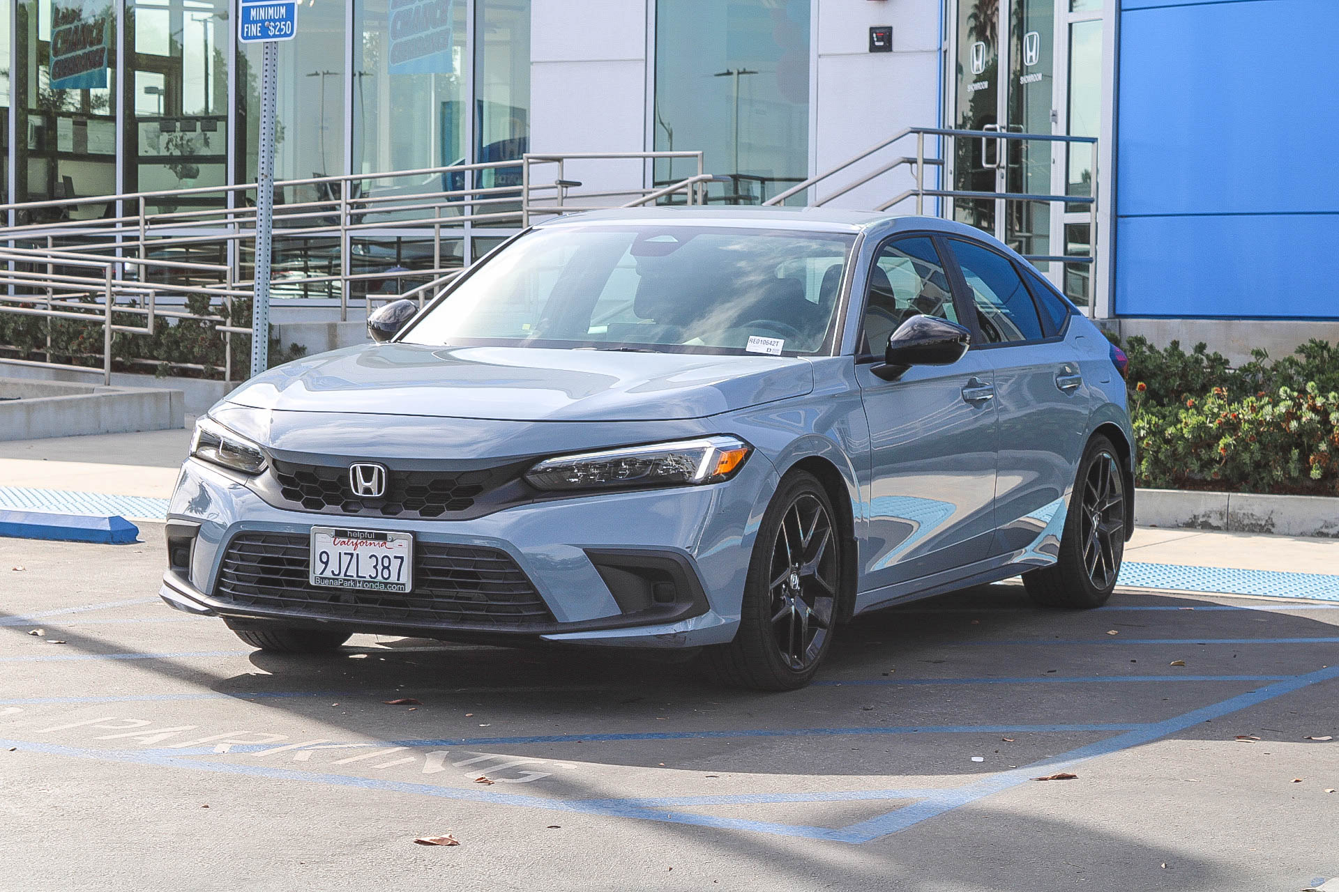 Used 2024 Honda Civic Sport image 3