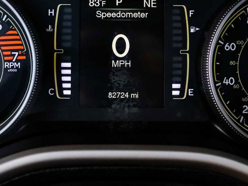 Used 2018 Jeep Cherokee Latitude image 20