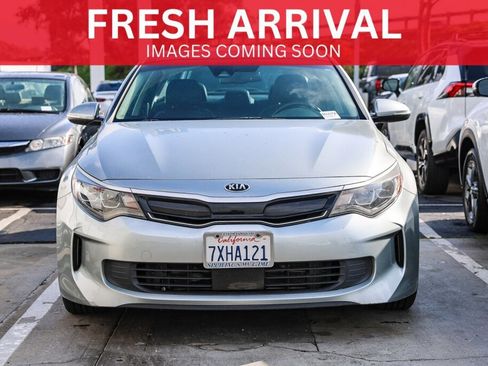 Used 2017 Kia Optima EX w/ Technology Package image 1
