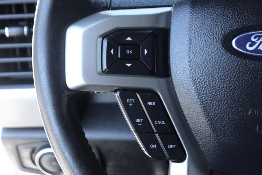 Used 2020 Ford F150 Lariat RWD image 23
